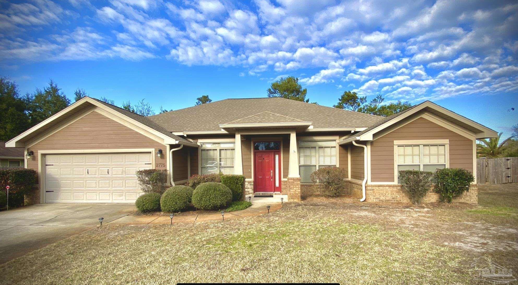Property Photo: 2775 Lakes Edge Ln FL 32566