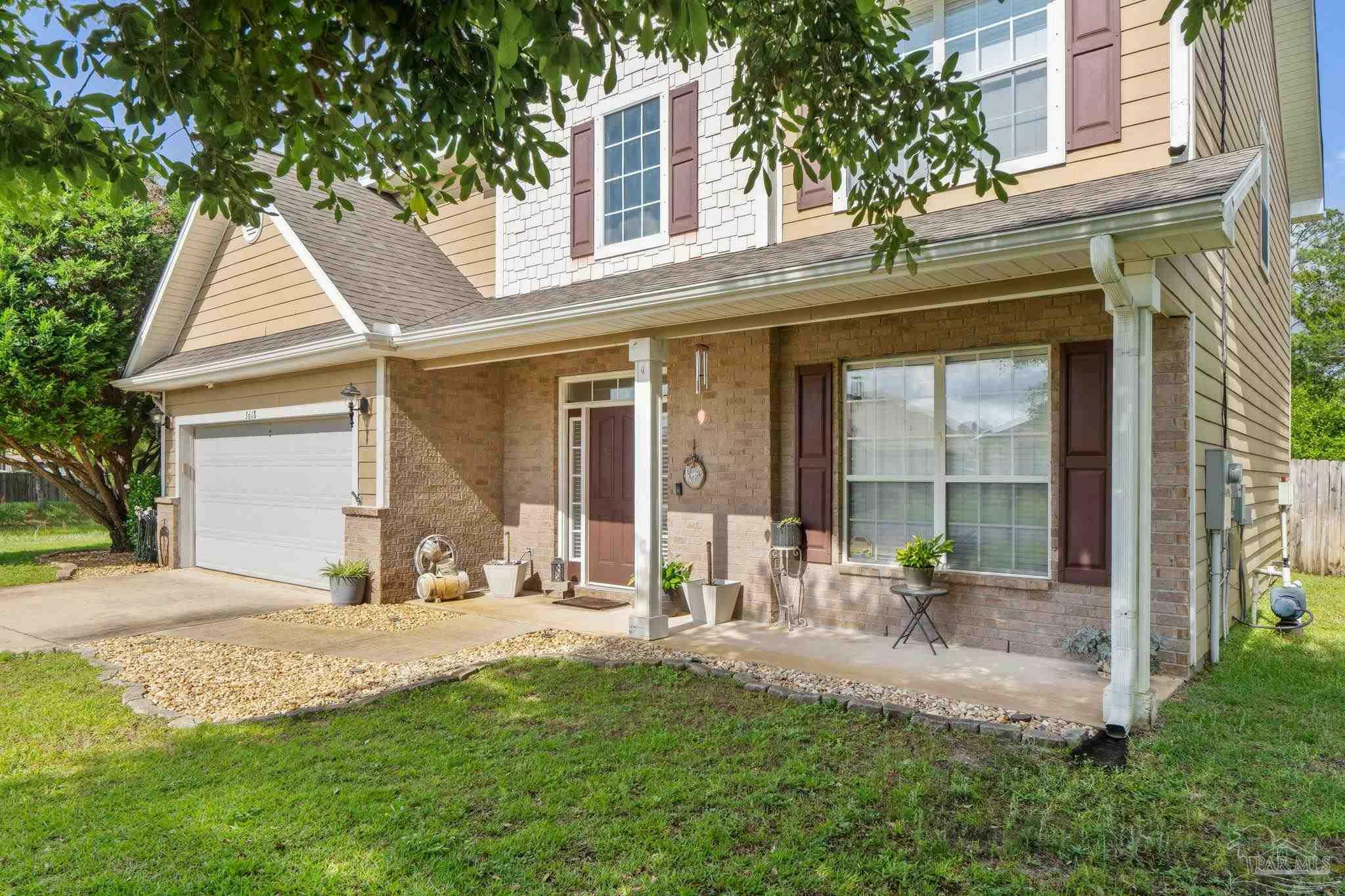 Property Photo: 3618 Topaz Cir FL 32566