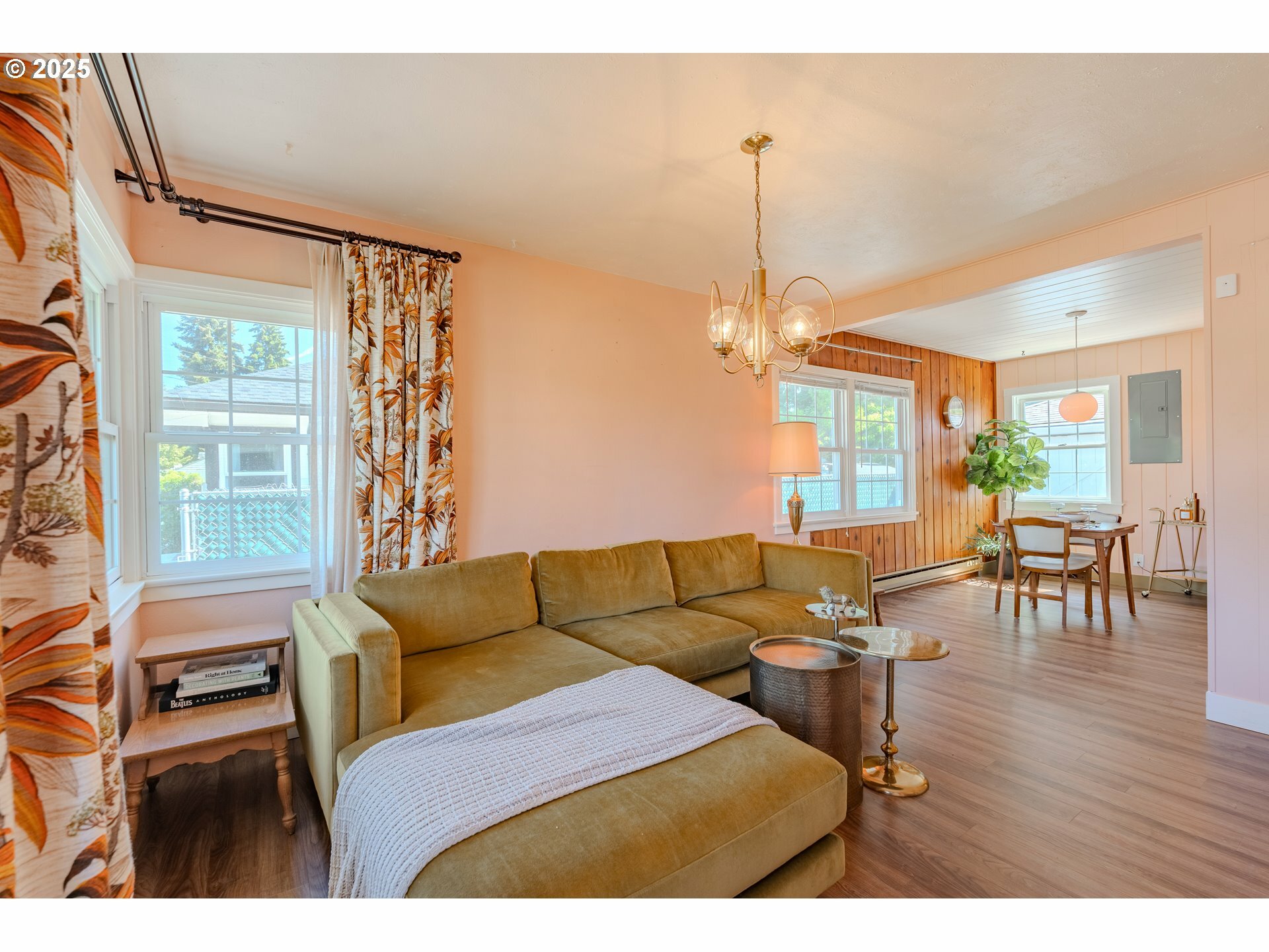 Property Photo: 2911 Van Allman Ave WA 98660