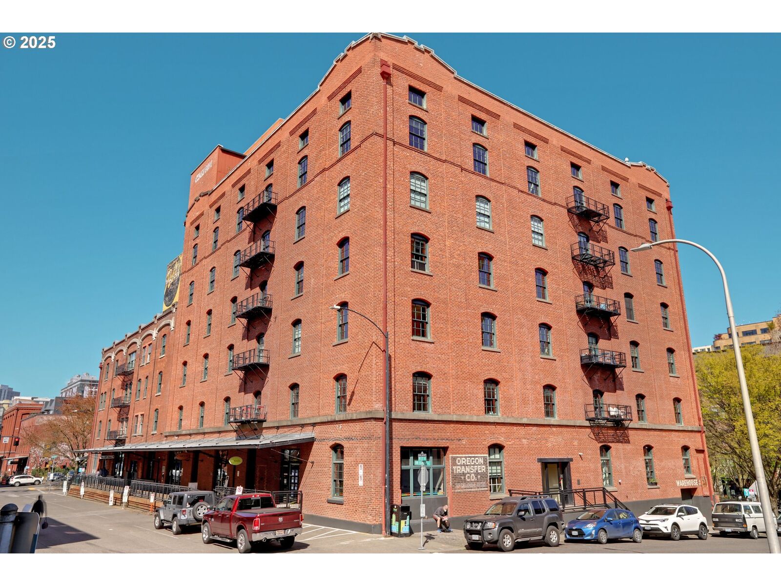 Property Photo:  416 NW 13th Ave 314  OR 97209 
