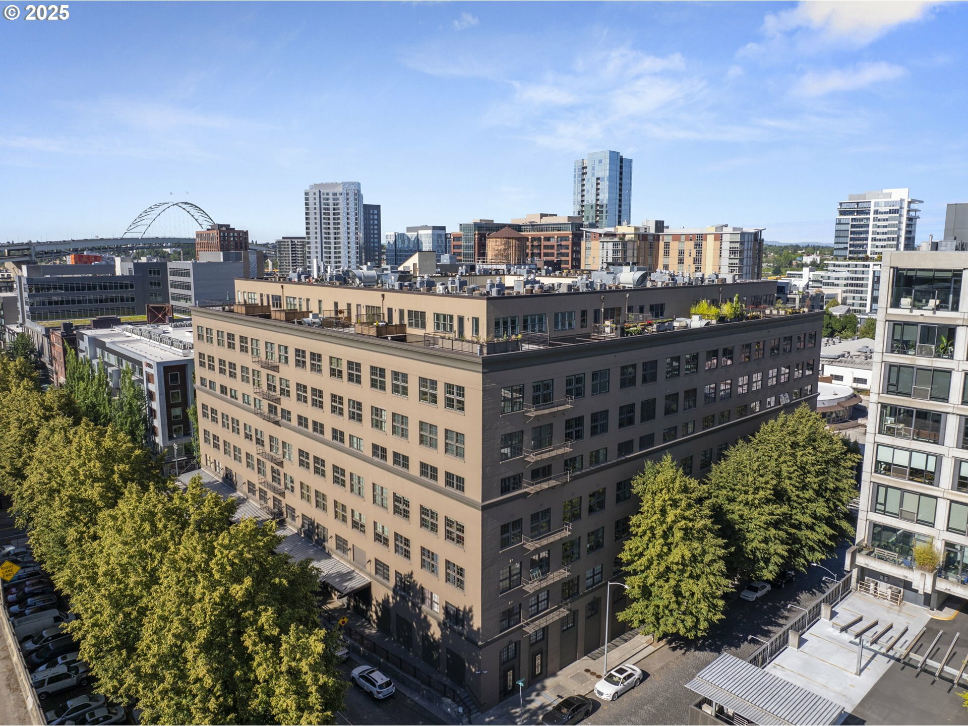 Property Photo: 1420 NW Lovejoy St 710 OR 97209
