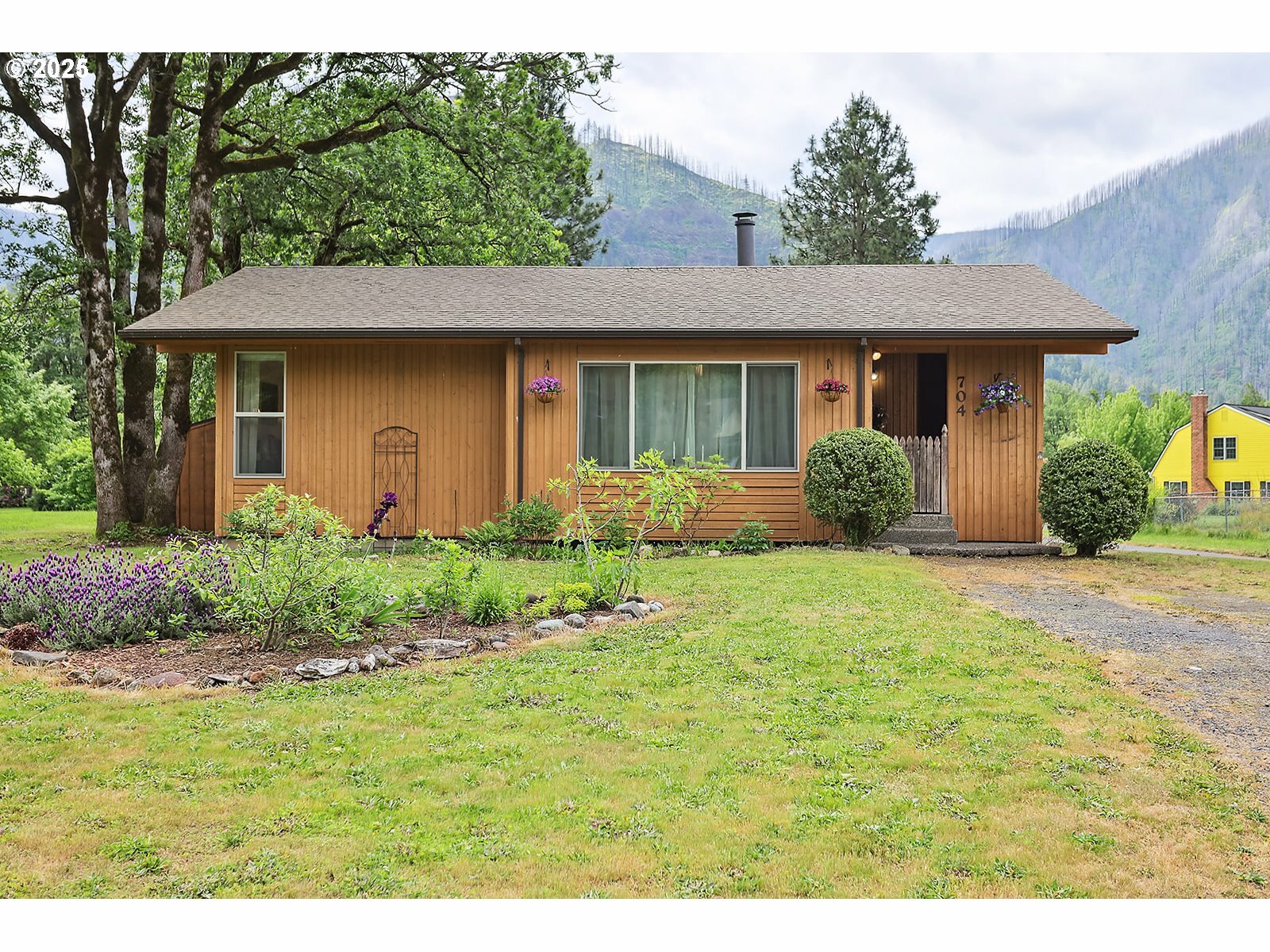 Property Photo: 704 Fort Rains St WA 98639