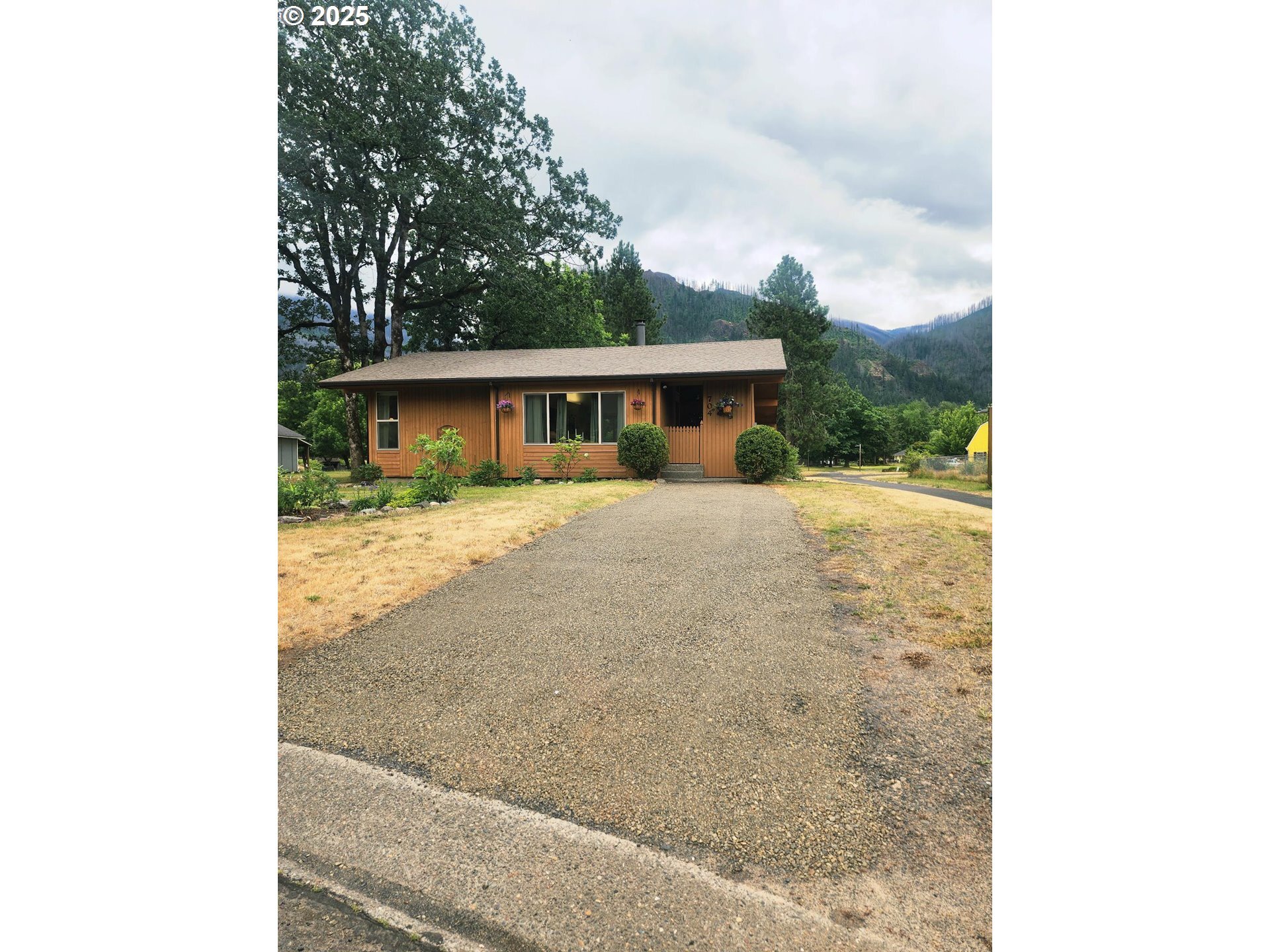 Property Photo: 704 Fort Rains St WA 98639