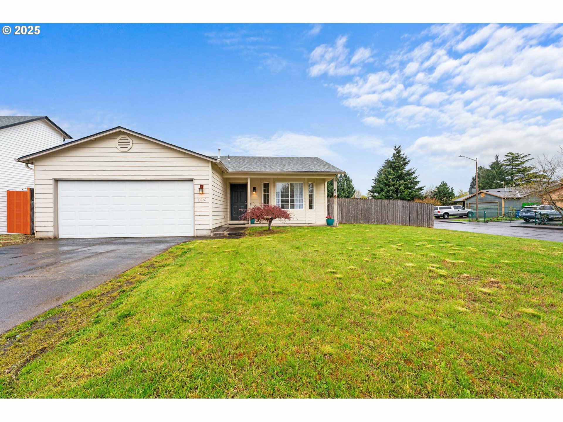 Property Photo: 13816 NE 85th St WA 98682