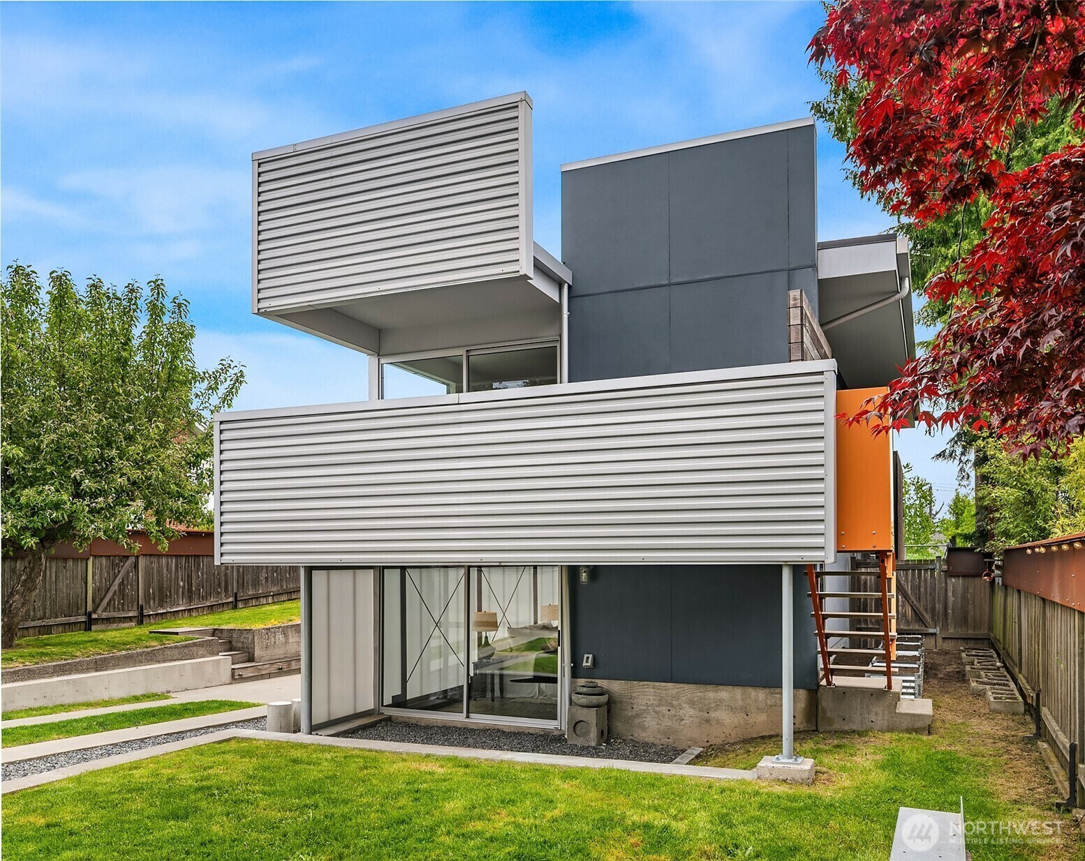 Property Photo: 4047 52nd Avenue SW WA 98116