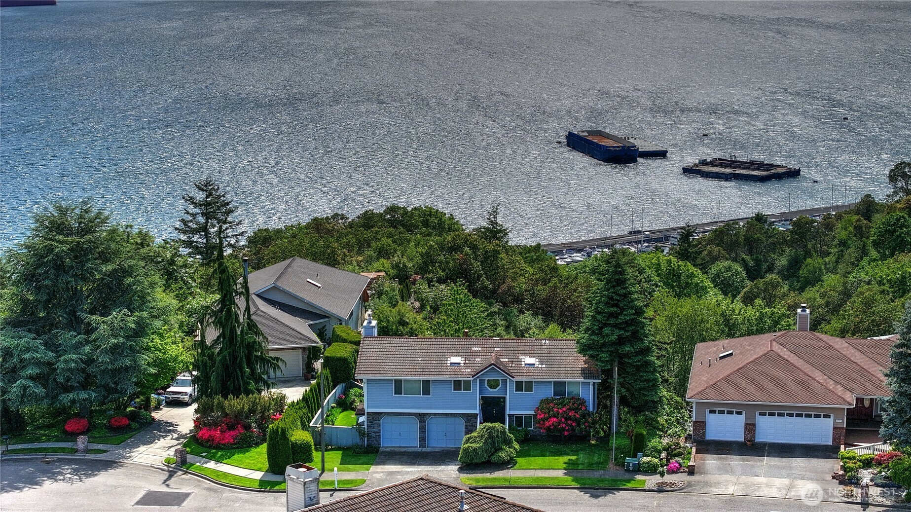 Property Photo: 4329 Cliff Side Drive NE WA 98422