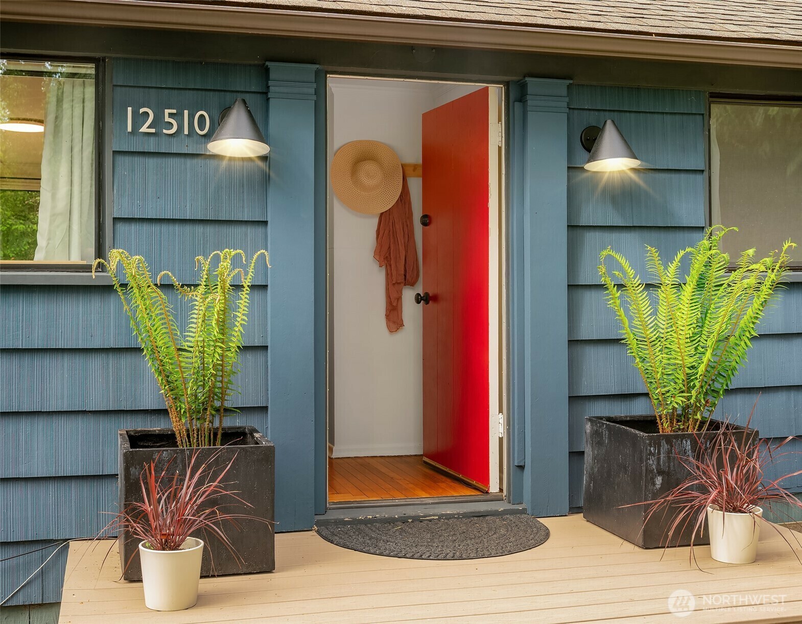 Property Photo: 12510 SW 148th Street WA 98070