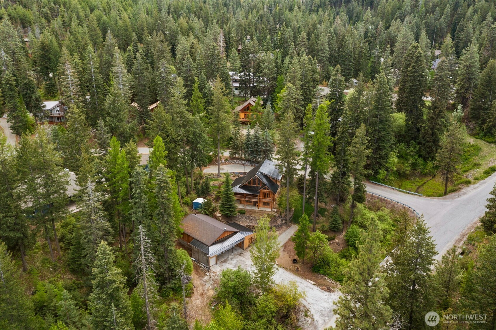 Property Photo: 3105 Tamarack Place WA 98801