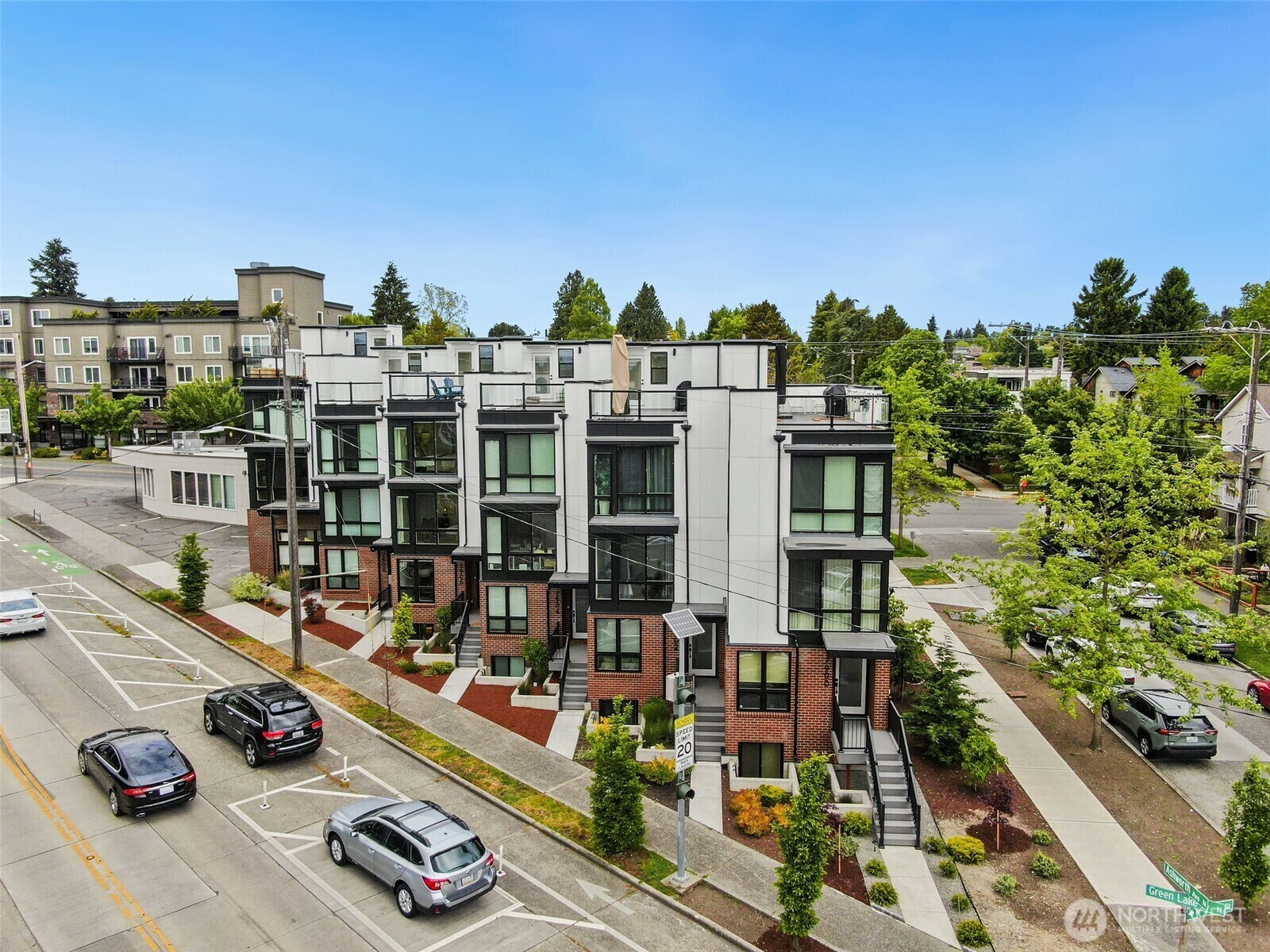 Property Photo: 7906 Green Lake Drive N WA 98103