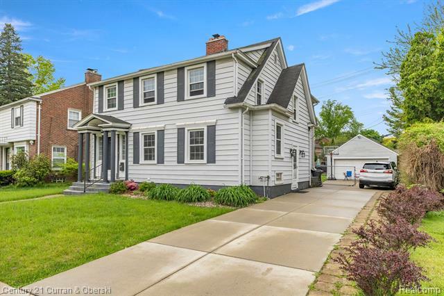 Property Photo: 828 Meridan Street MI 48124