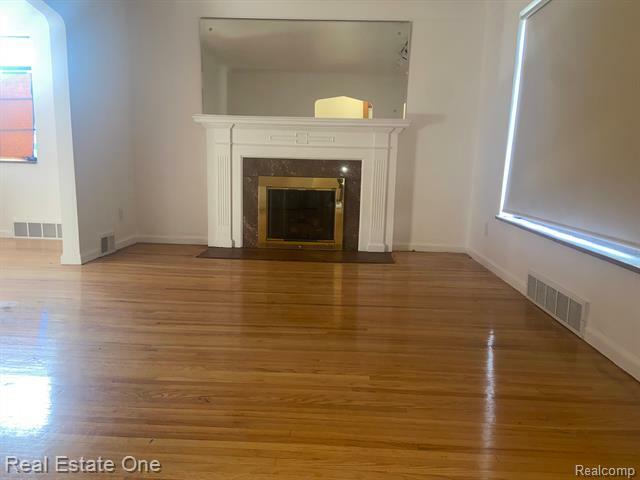 Property Photo: 19121 Curtis Street MI 48219