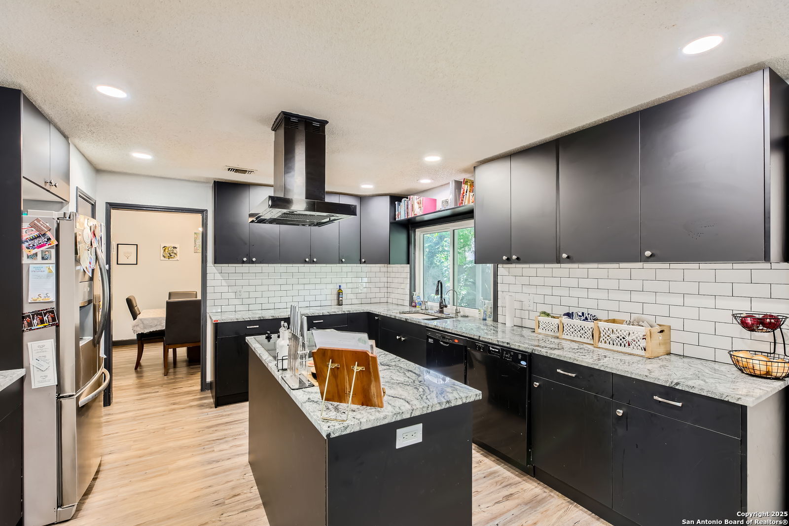 Property Photo: 14130 Woodstream TX 78231