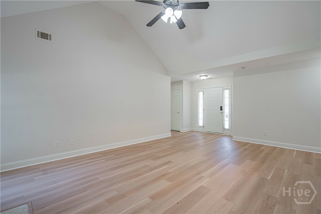 Property Photo:  110 Pembroke Place  GA 31321 