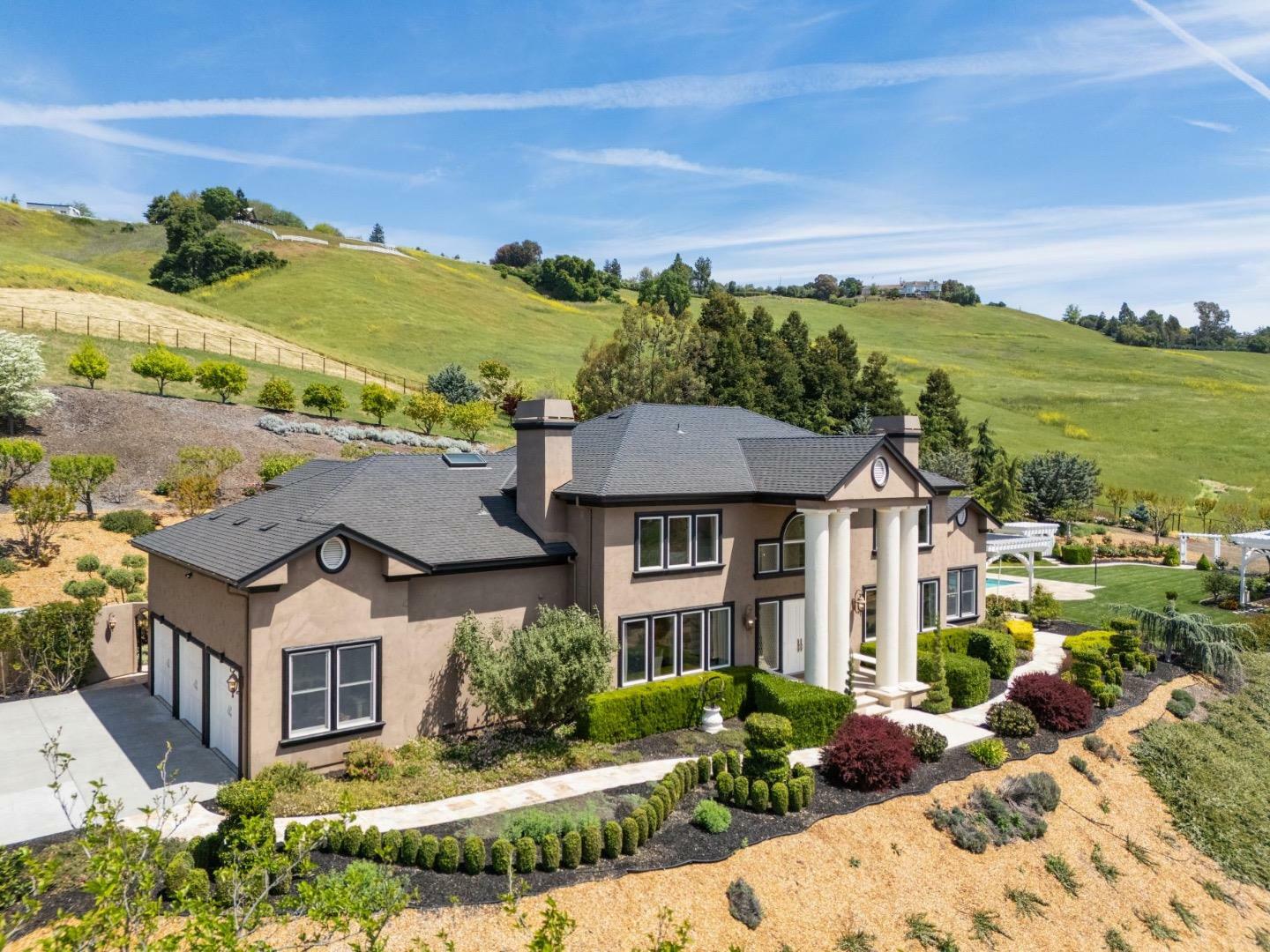 Property Photo: 9540 Via Del Oro CA 95020
