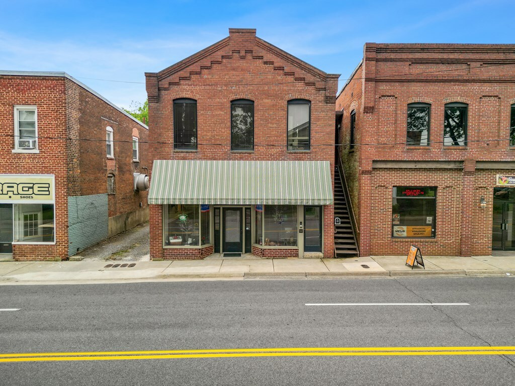 Property Photo: 215 West Third Street VA 23901