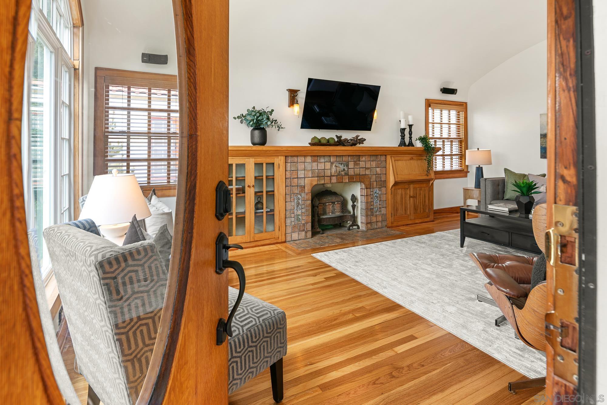 Property Photo:  4605-4607 Terrace Dr  CA 92116 