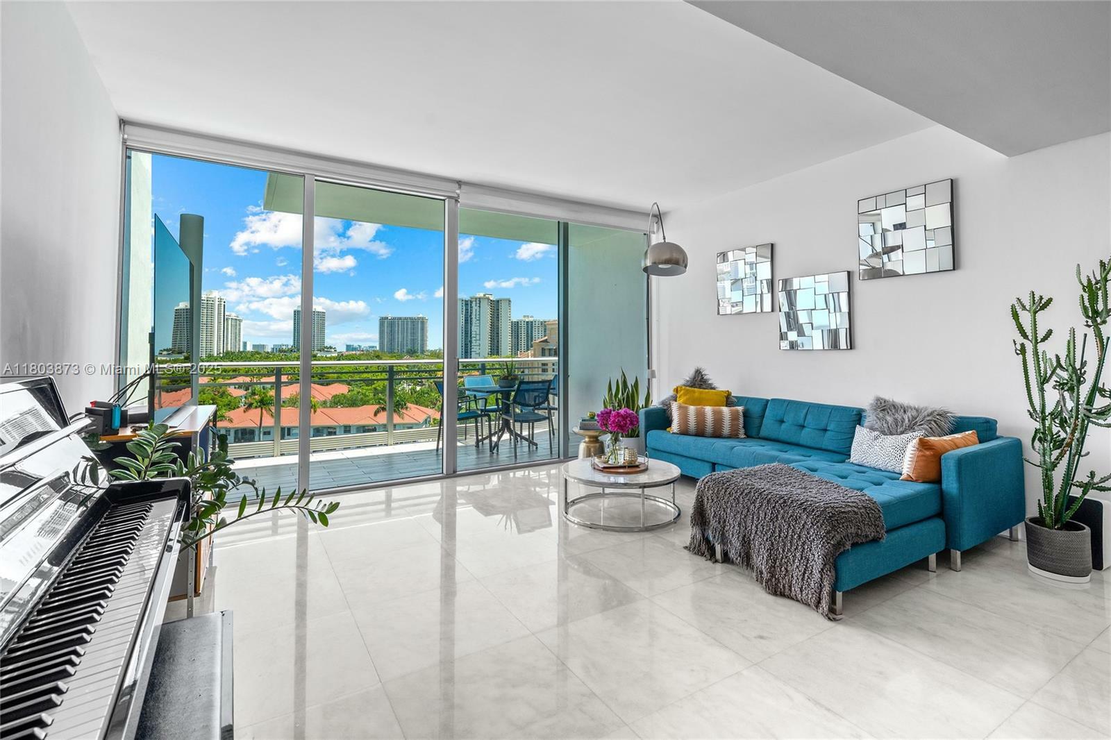Property Photo: 2950 NE 188th St 540 FL 33180