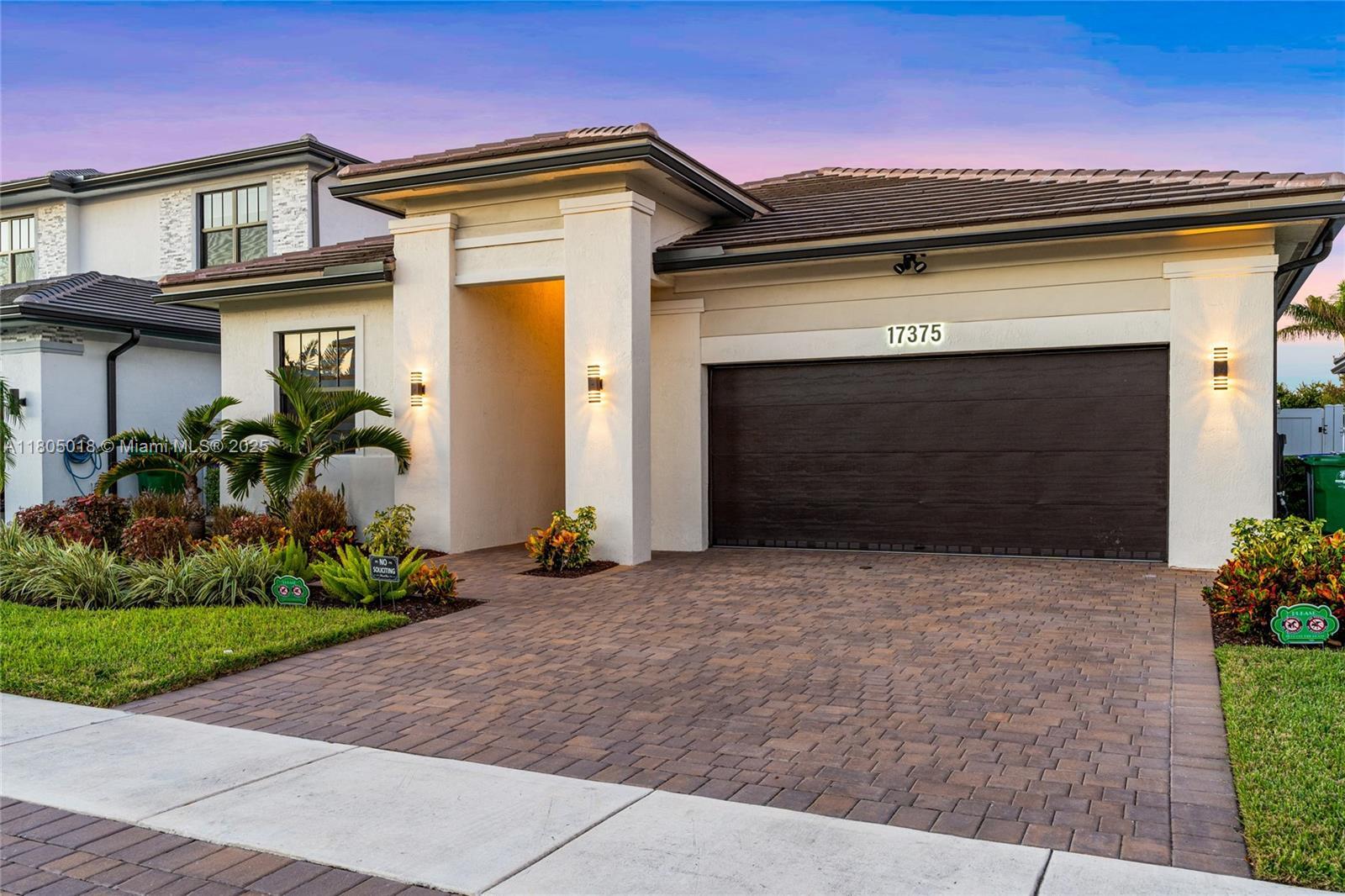 Property Photo: 17375 SW 41st St FL 33029