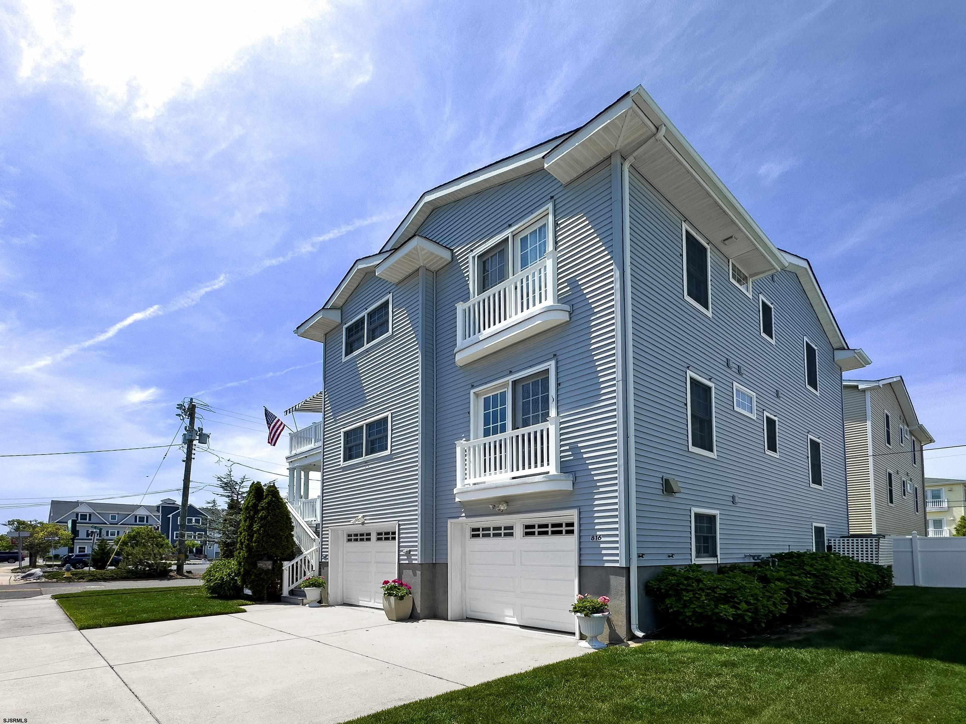 Property Photo:  818 Aldrich Road 2nd Floor  NJ 08226 