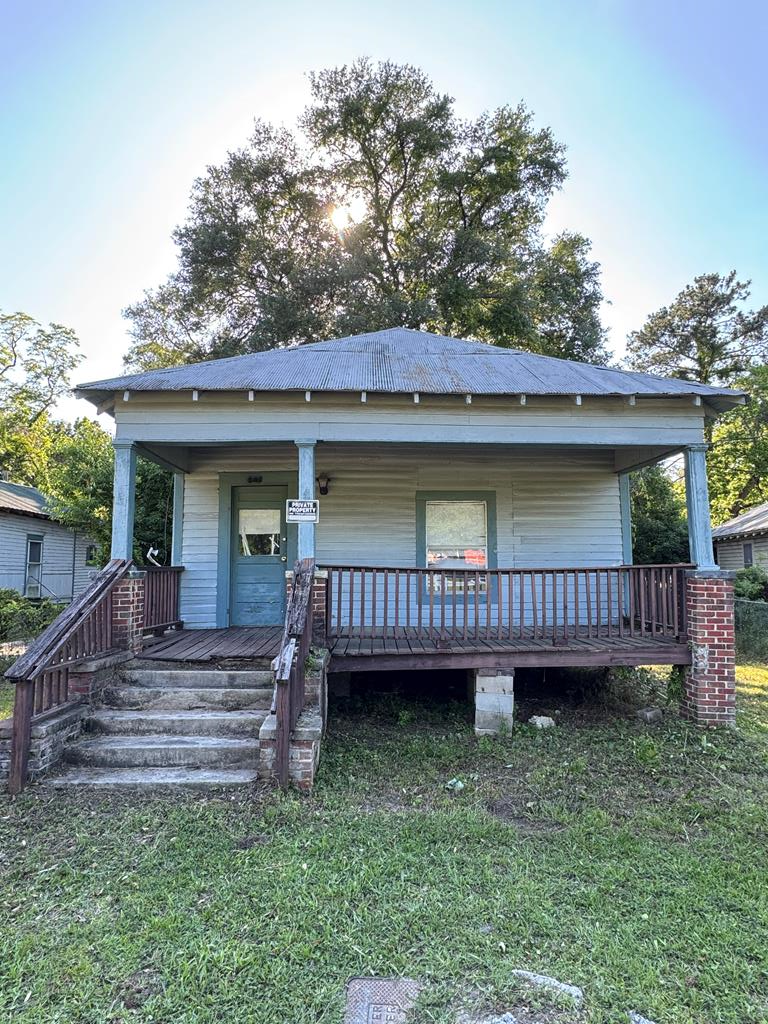 Property Photo:  206 Magnolia St  GA 31792 