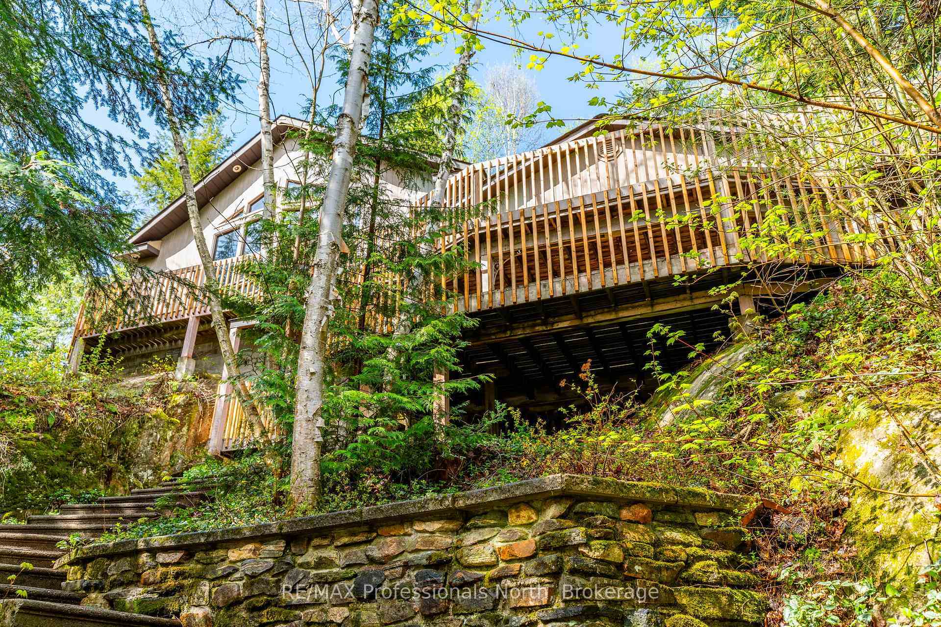 Property Photo: 6213 Kennisis Lake Road ON K0M 1S0