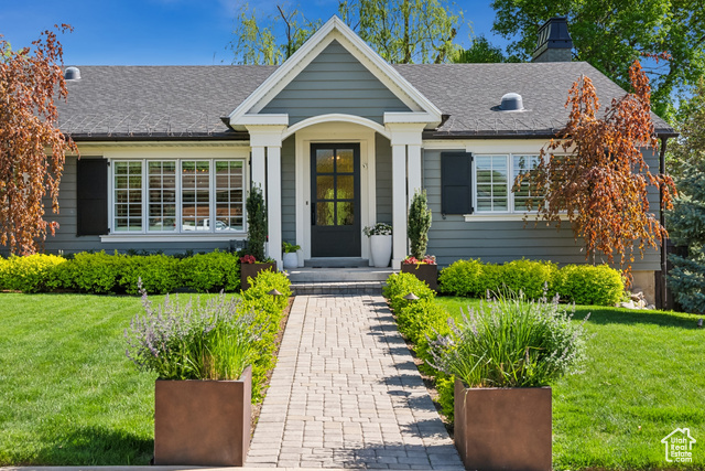 Property Photo: 2528 E Skyline Dr UT 84108