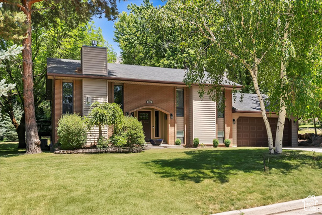 Property Photo: 384 W 4200 N UT 84414
