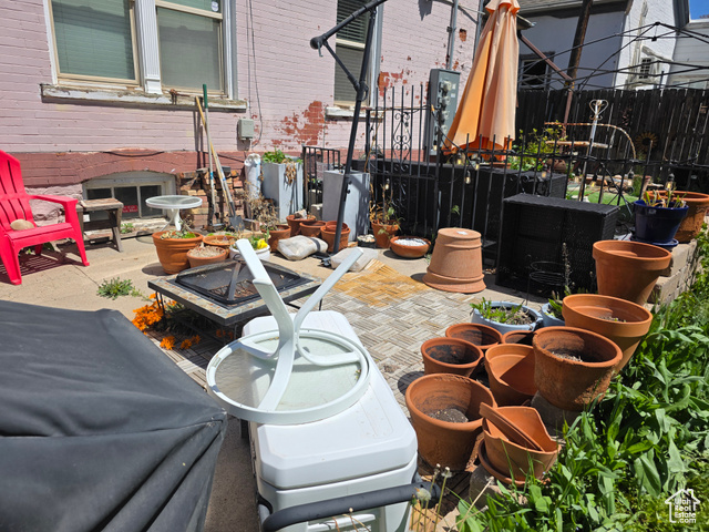 Property Photo: 331 S 1000 E UT 84102