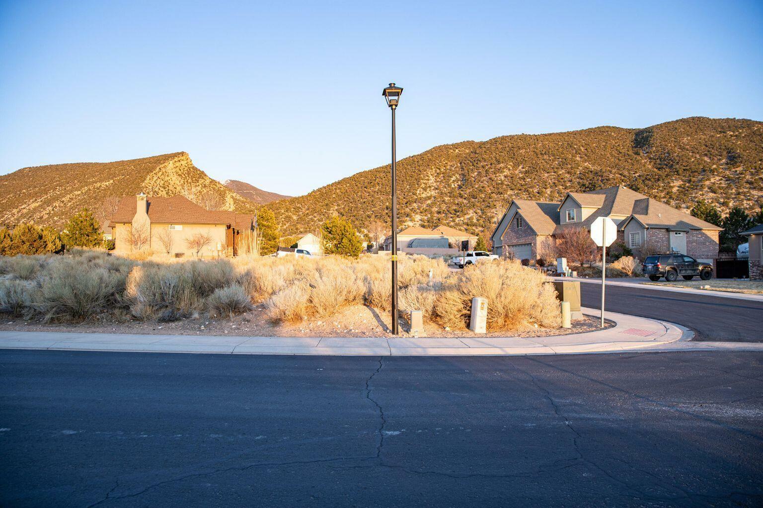 Property Photo:  1017 E 2025 N 3  UT 84721 