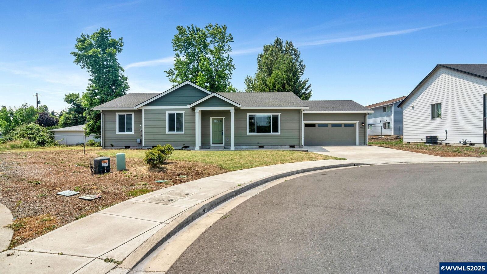 Property Photo:  3009 Tierra Dr NE  OR 97305 