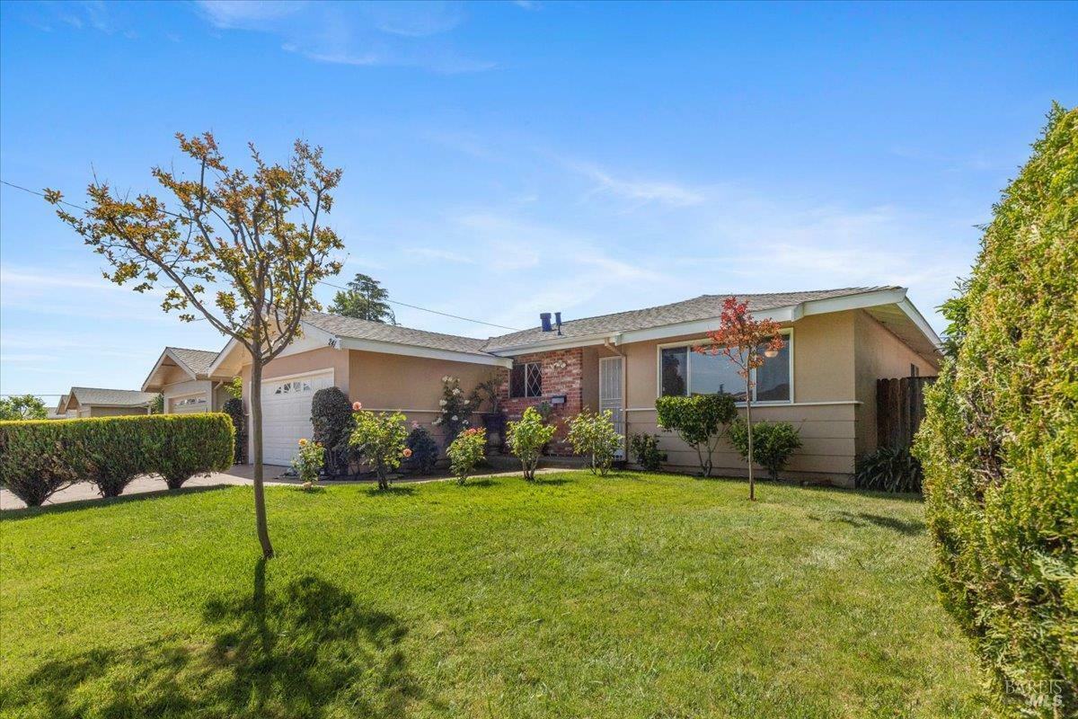 Property Photo: 241 Camellia Street CA 94533