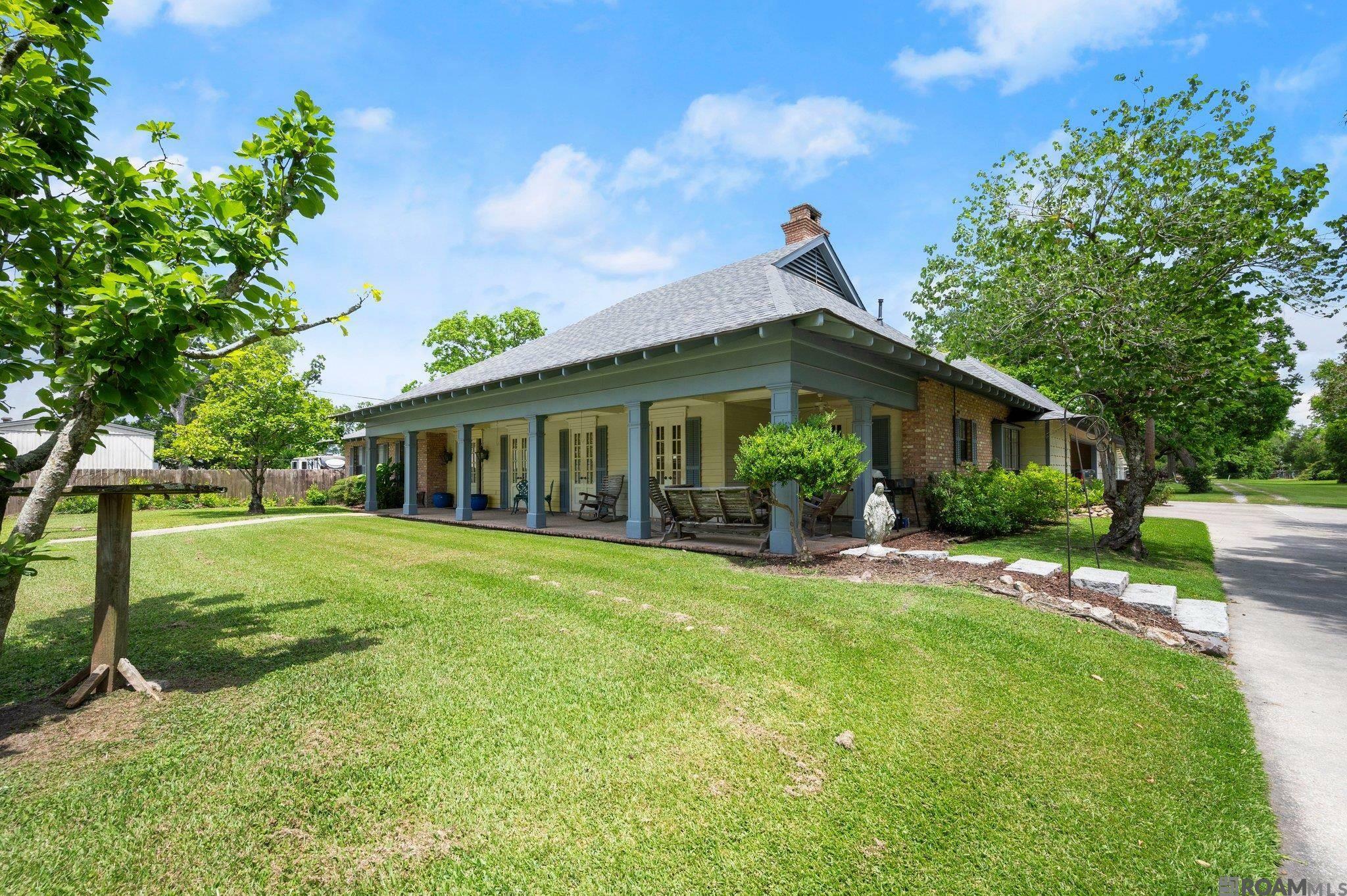 Property Photo: 3111 Highway 1 South LA 70346