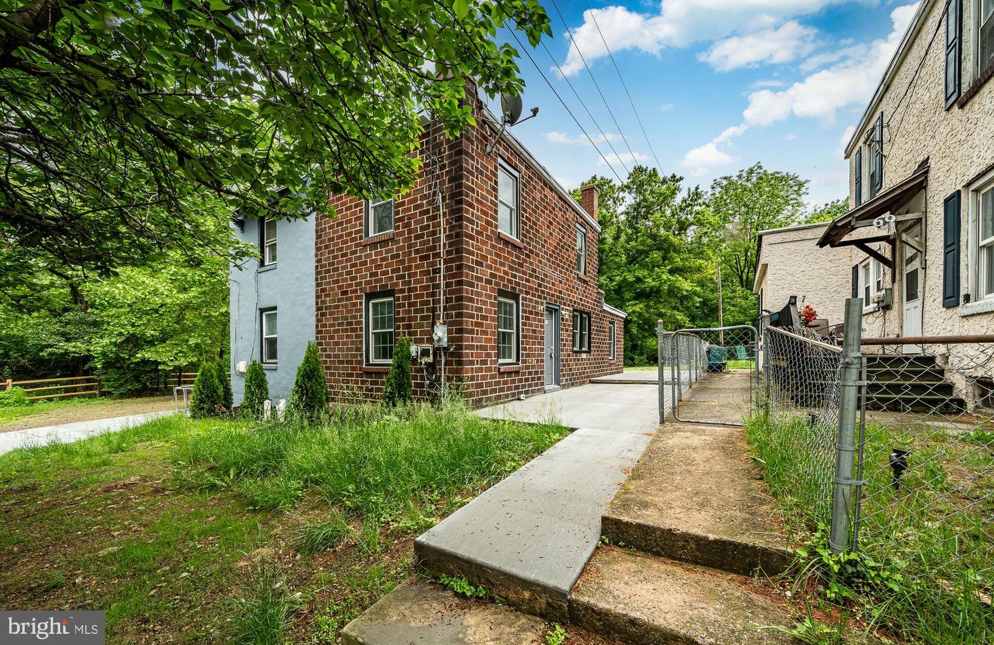 71 Wood Street  Coatesville PA 19320 photo