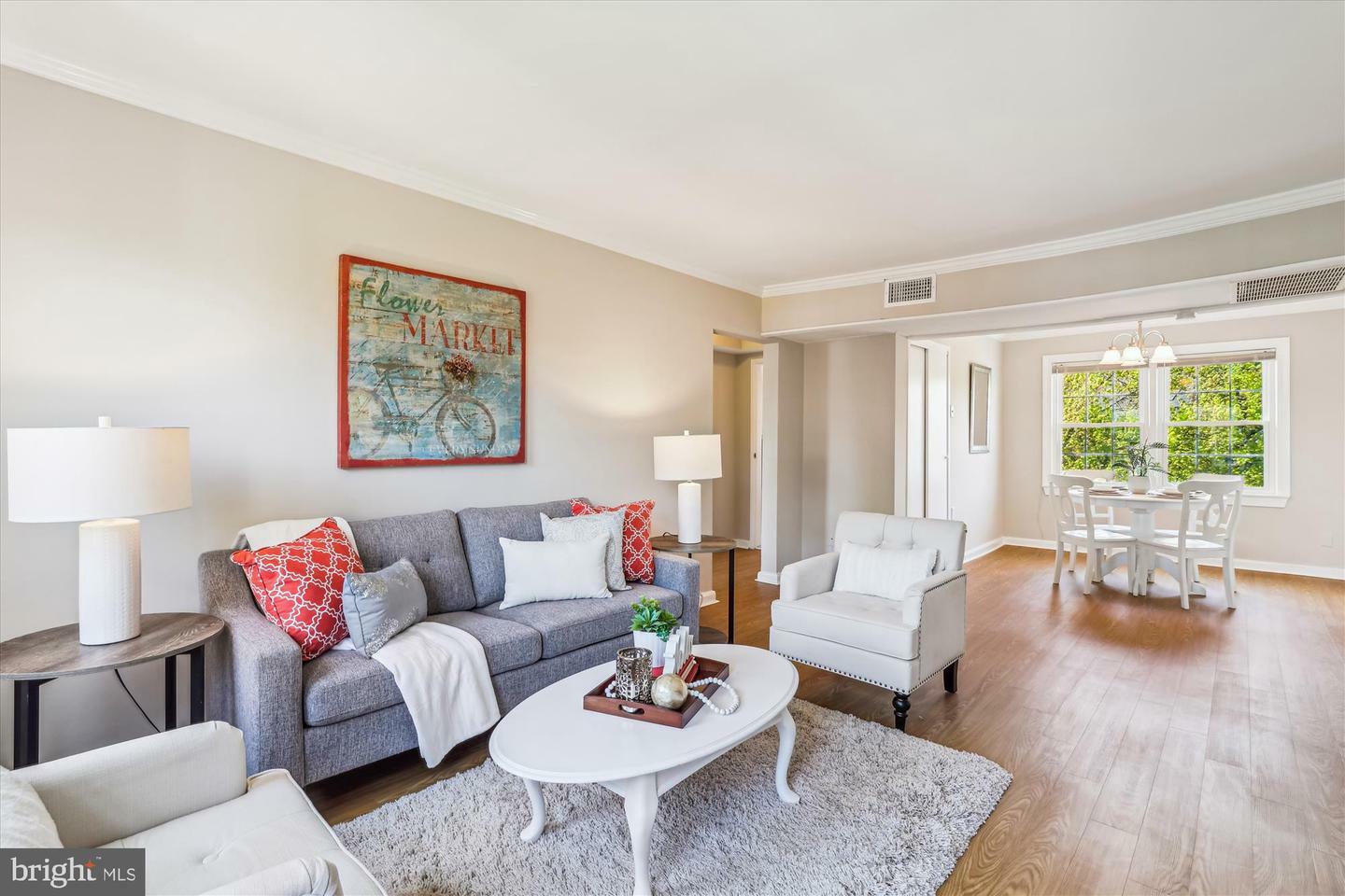 Property Photo: 6624 Boulevard View C1 VA 22307