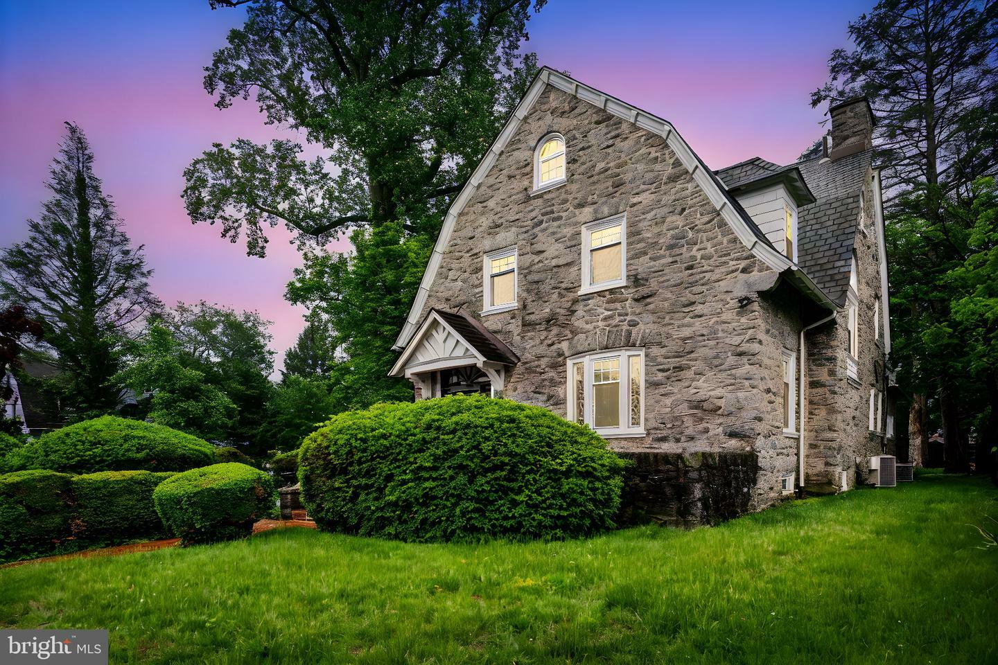 Property Photo: 2424 Golf Road PA 19131