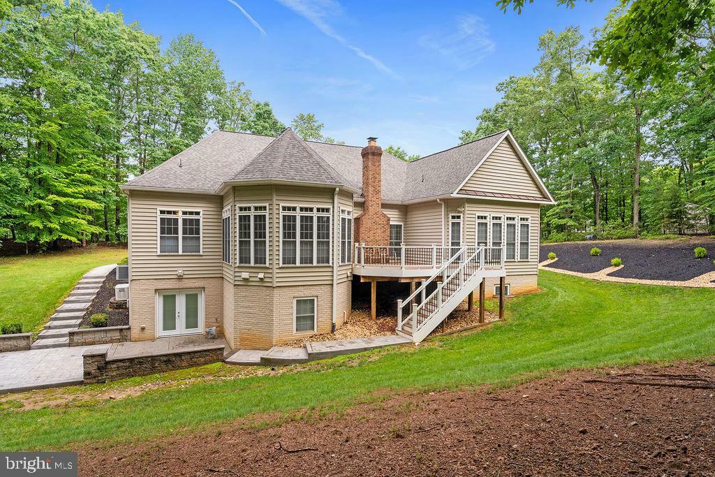 Property Photo: 7308 Glenhaven Drive VA 22407