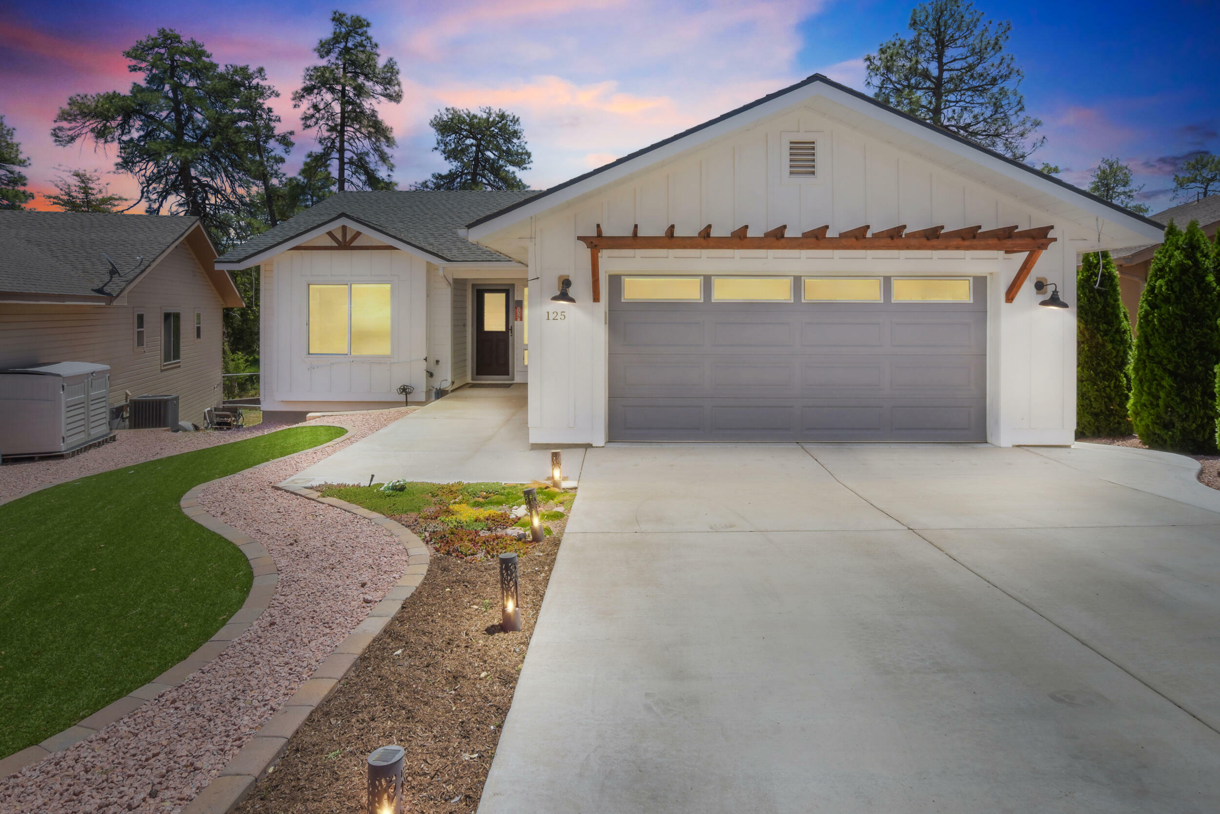Property Photo:  125 W Cottage Creek Court  AZ 85541 
