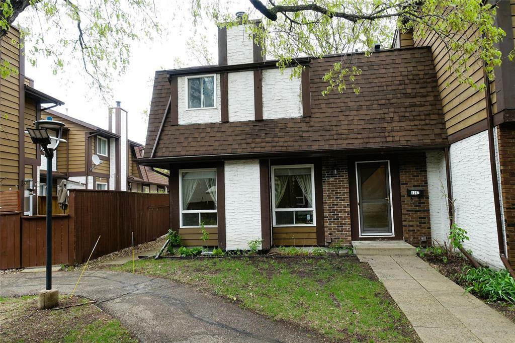 Property Photo: 175 Beliveau Road MB R2M 5G4