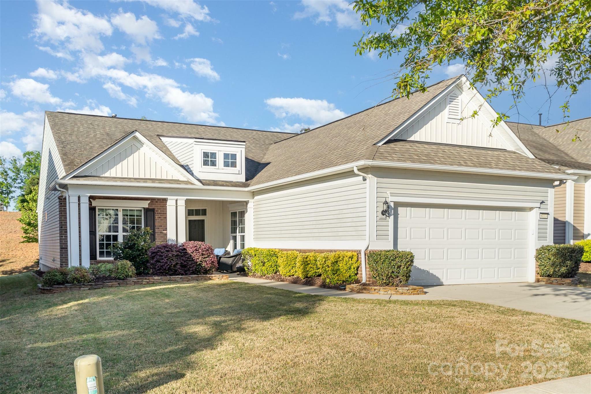 Property Photo:  8033 Pawleys Court  SC 29707 