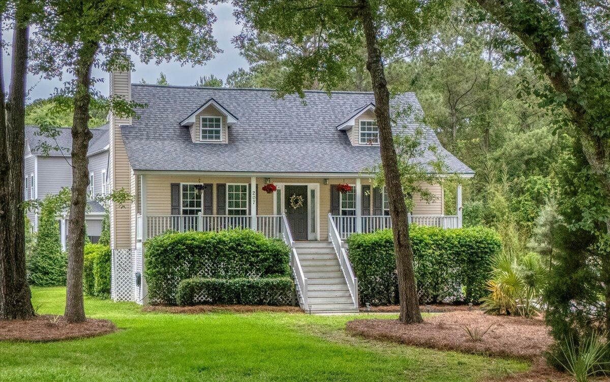 Property Photo: 207 Ashmont Drive SC 29492