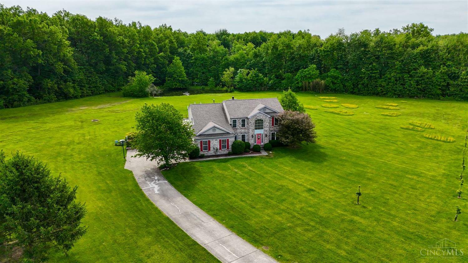 Property Photo: 3158 Parkside Drive OH 45103