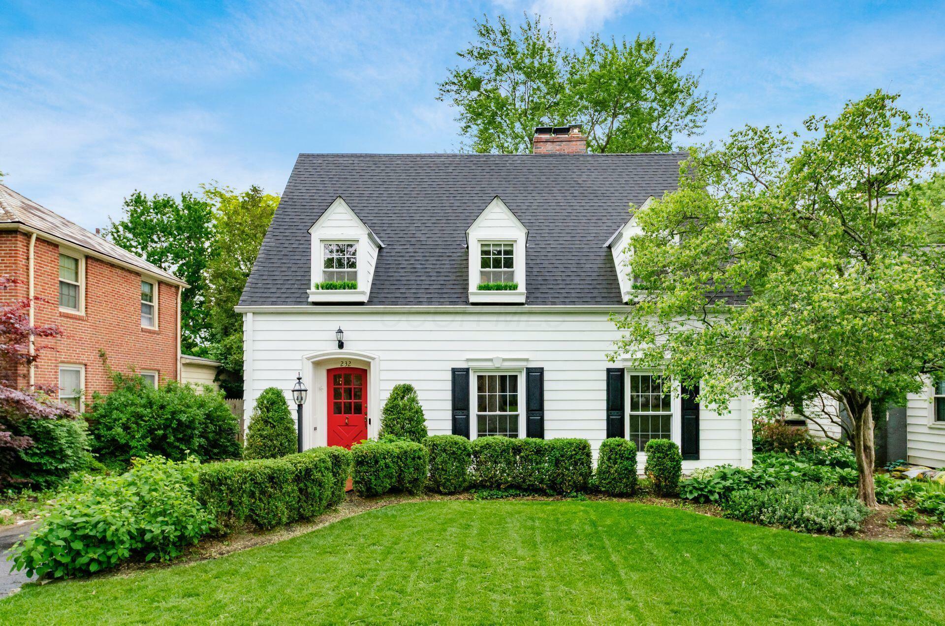 232 N Stanwood Road  Columbus OH 43209 photo