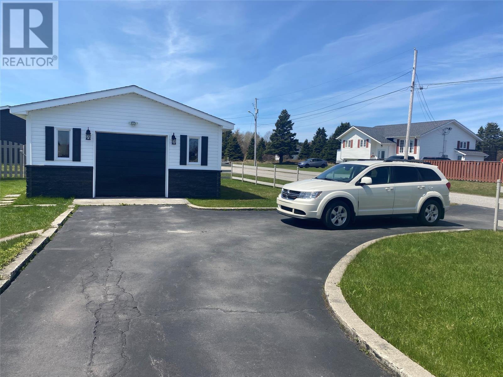 Property Photo:  3 Millbrook Lane  NL A2N 3K8 