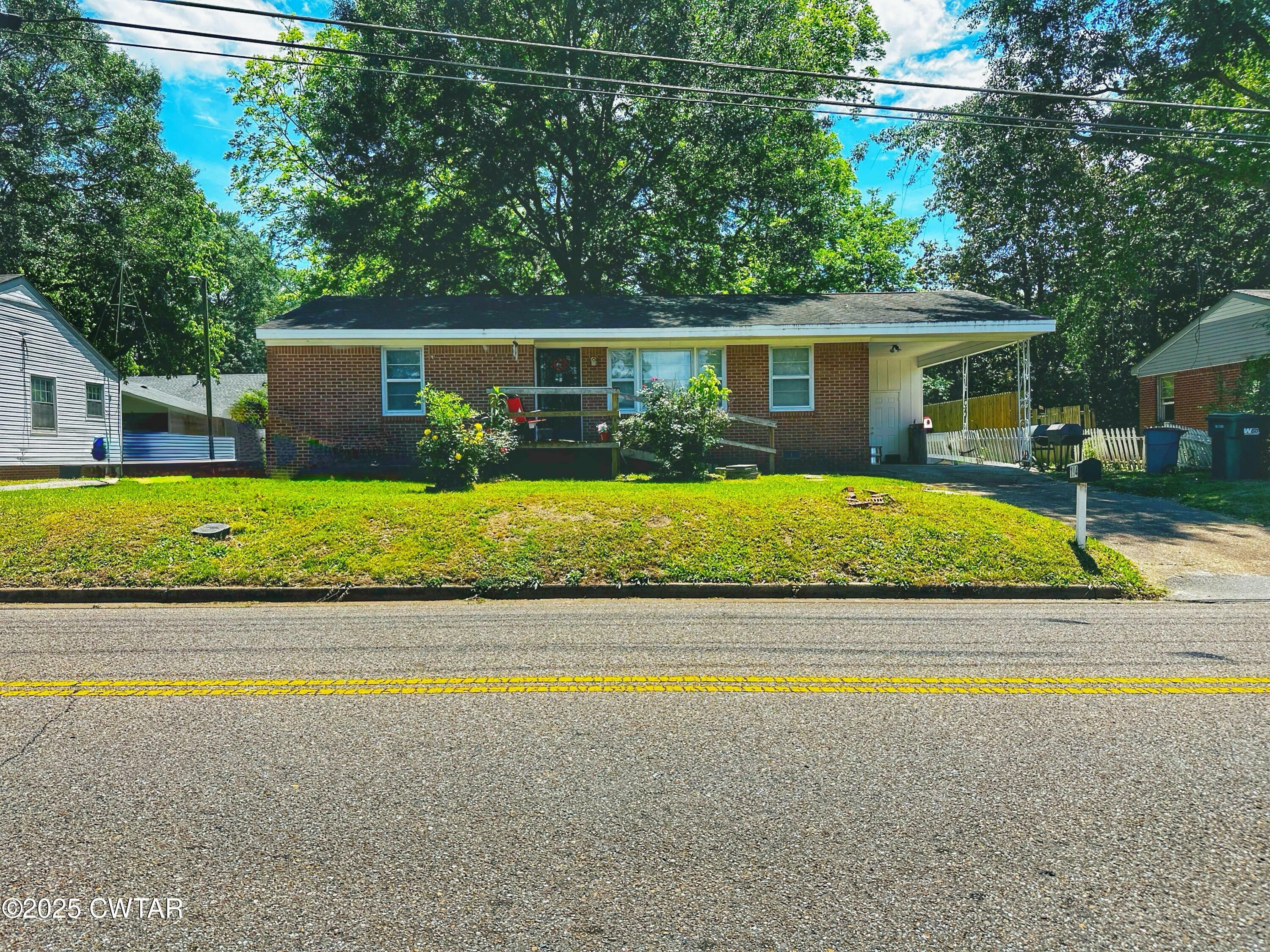 194 E Forest Avenue  Jackson TN 38301 photo