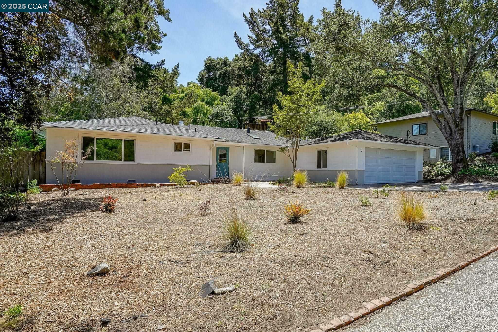 Property Photo: 6 Donna Maria Way CA 94563