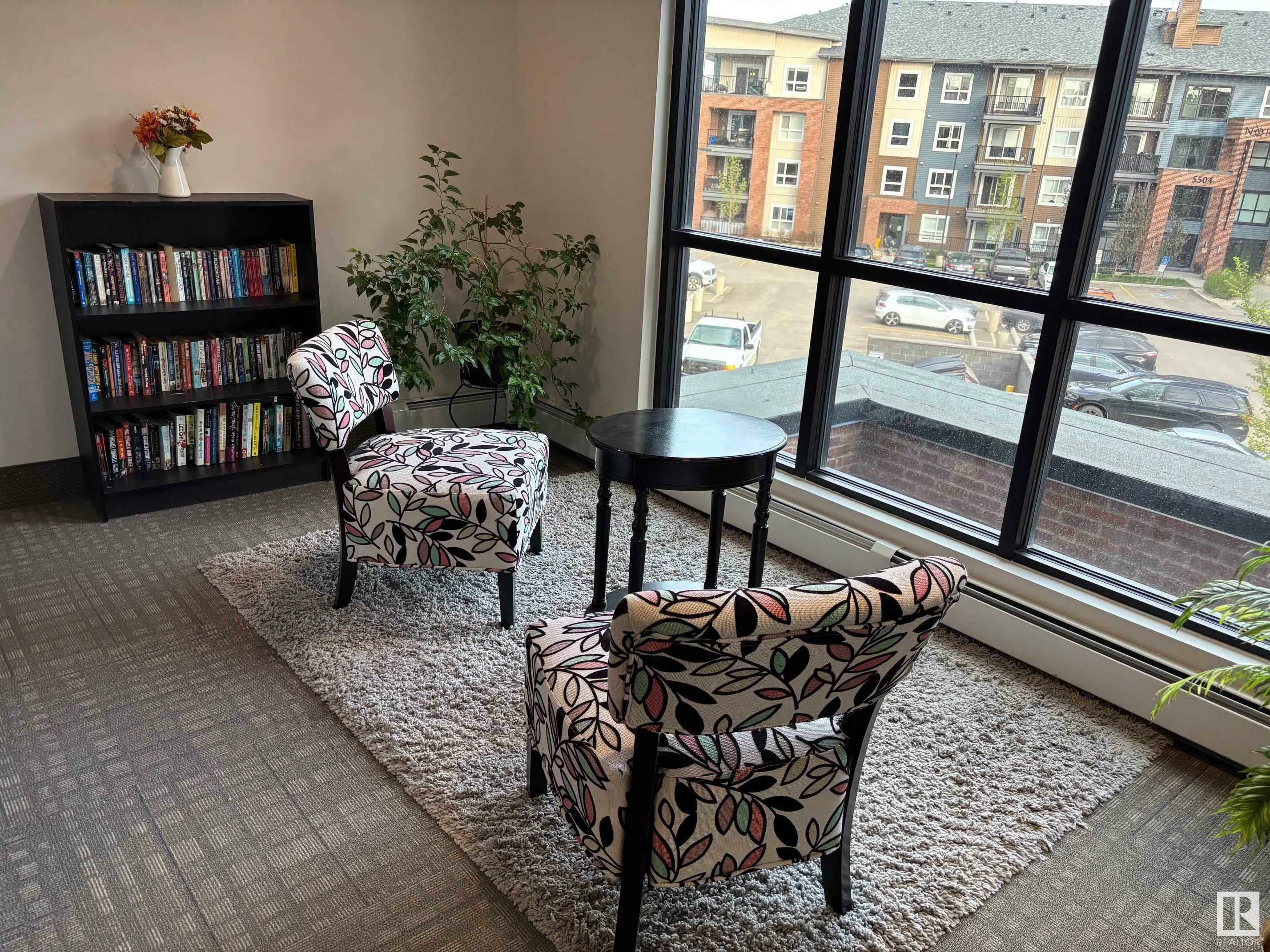Property Photo:  5510 Schonsee Drive NW 317  AB T5Z 0N9 