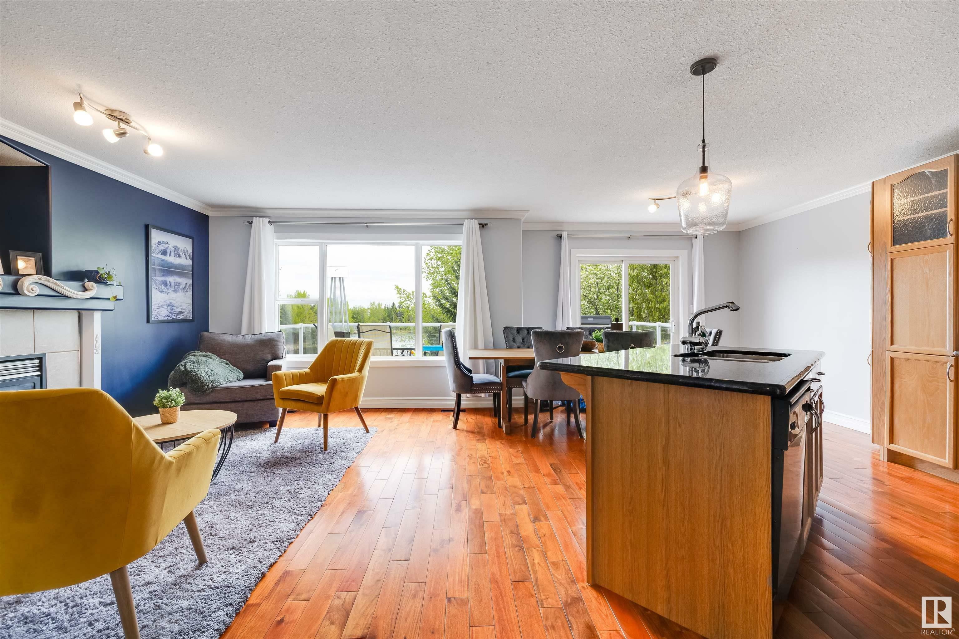 Property Photo: 11617 173A Avenue NW AB T5X 6C5