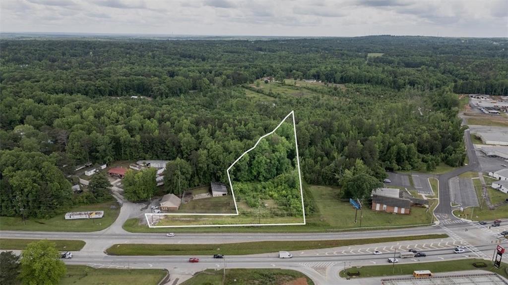 Property Photo: 1711B Bankhead Highway GA 30116