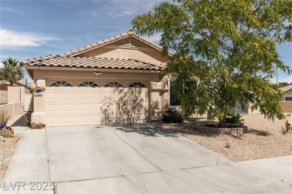Property Photo: 7904 Seabourn Court NV 89129