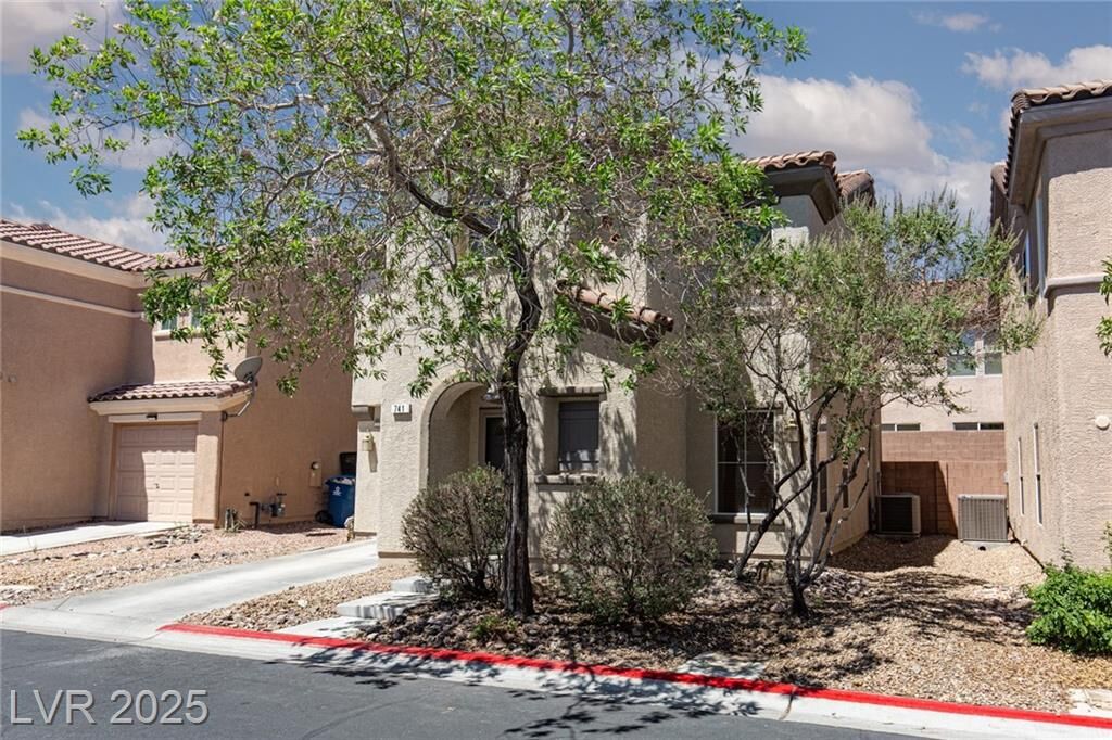 Property Photo: 741 Jewel Tower Street NV 89178
